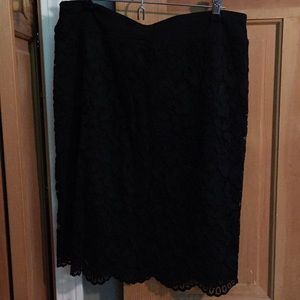 J Jill Black lace skirt with scalloped hem